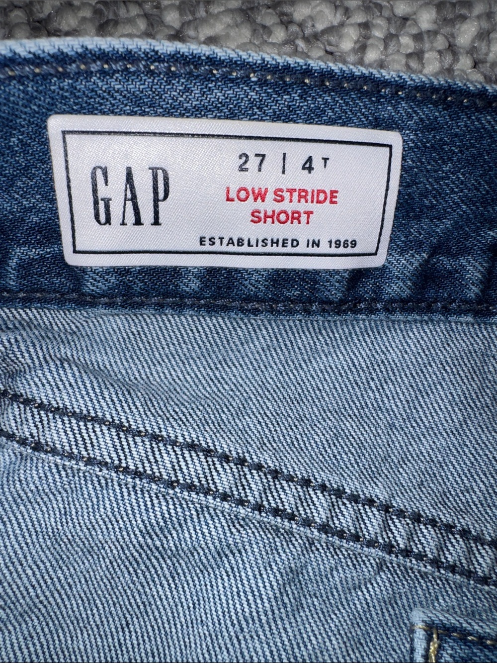 GAP Medium Blue - Stride Low Denim Shorts - Size 4 Tall - Picture 7 of 9